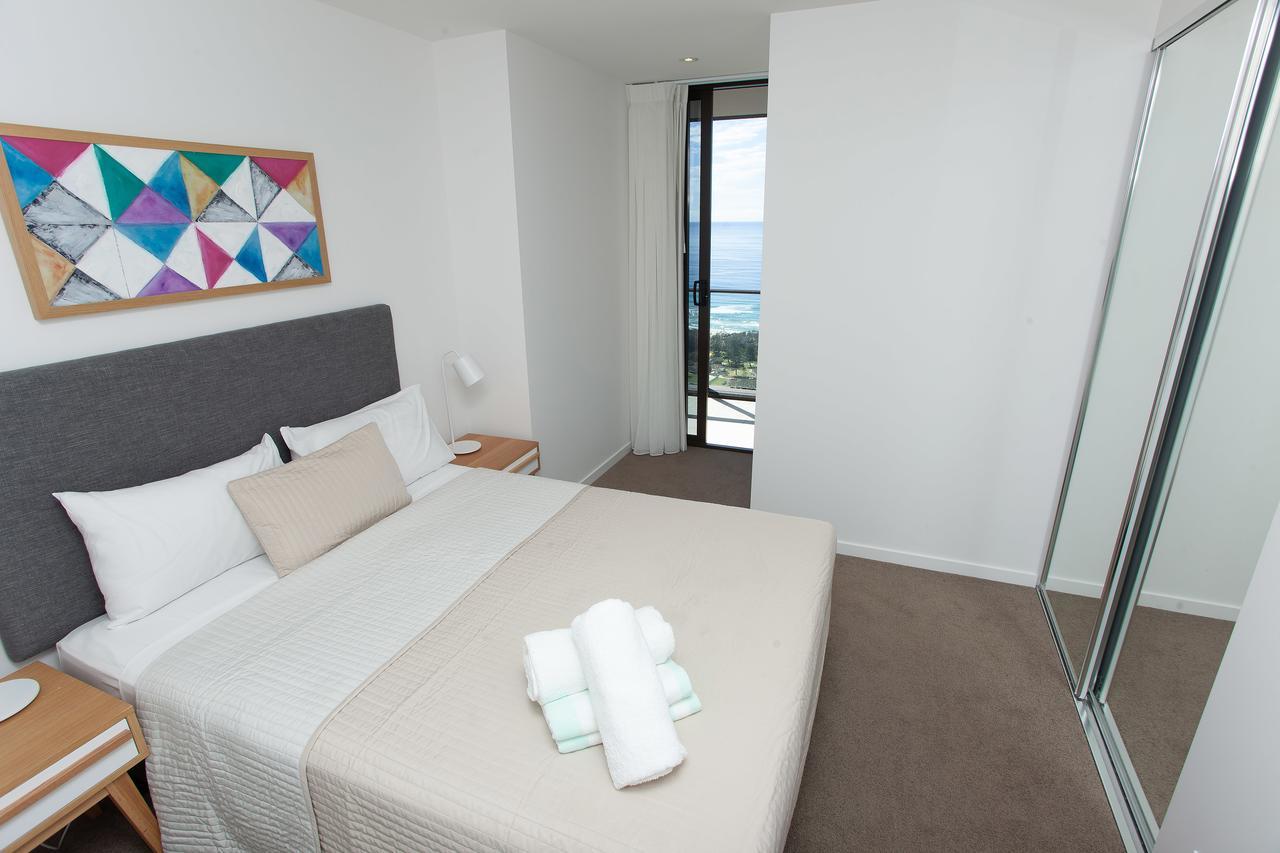 High Floor Ocean View Suites Broadbeach Gold Coast Dış mekan fotoğraf