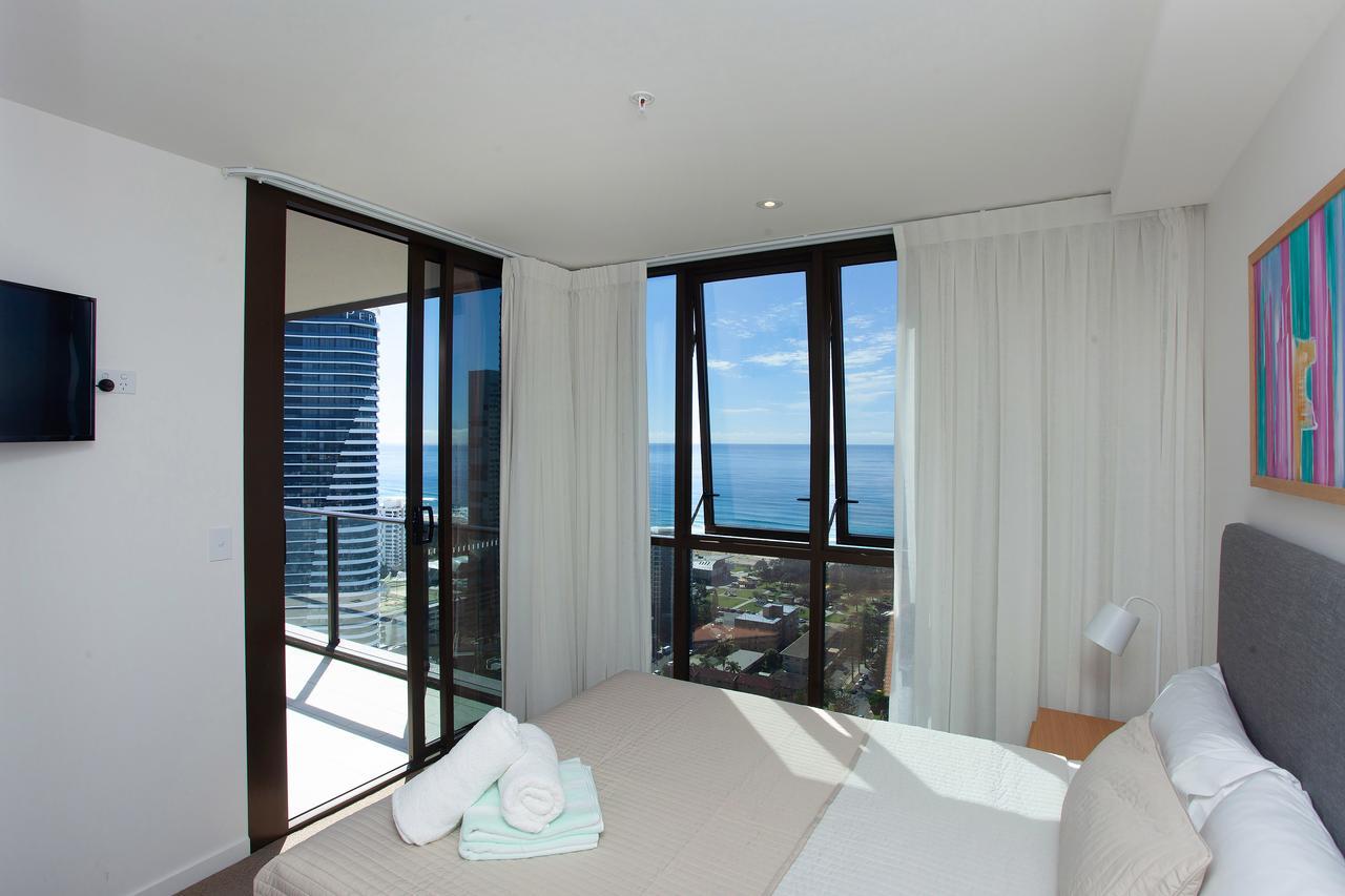 High Floor Ocean View Suites Broadbeach Gold Coast Dış mekan fotoğraf
